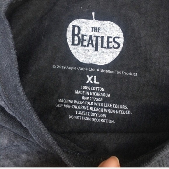 Apple Corp The Beatles Cropped Graphic Tee XL - Picture 9 of 11